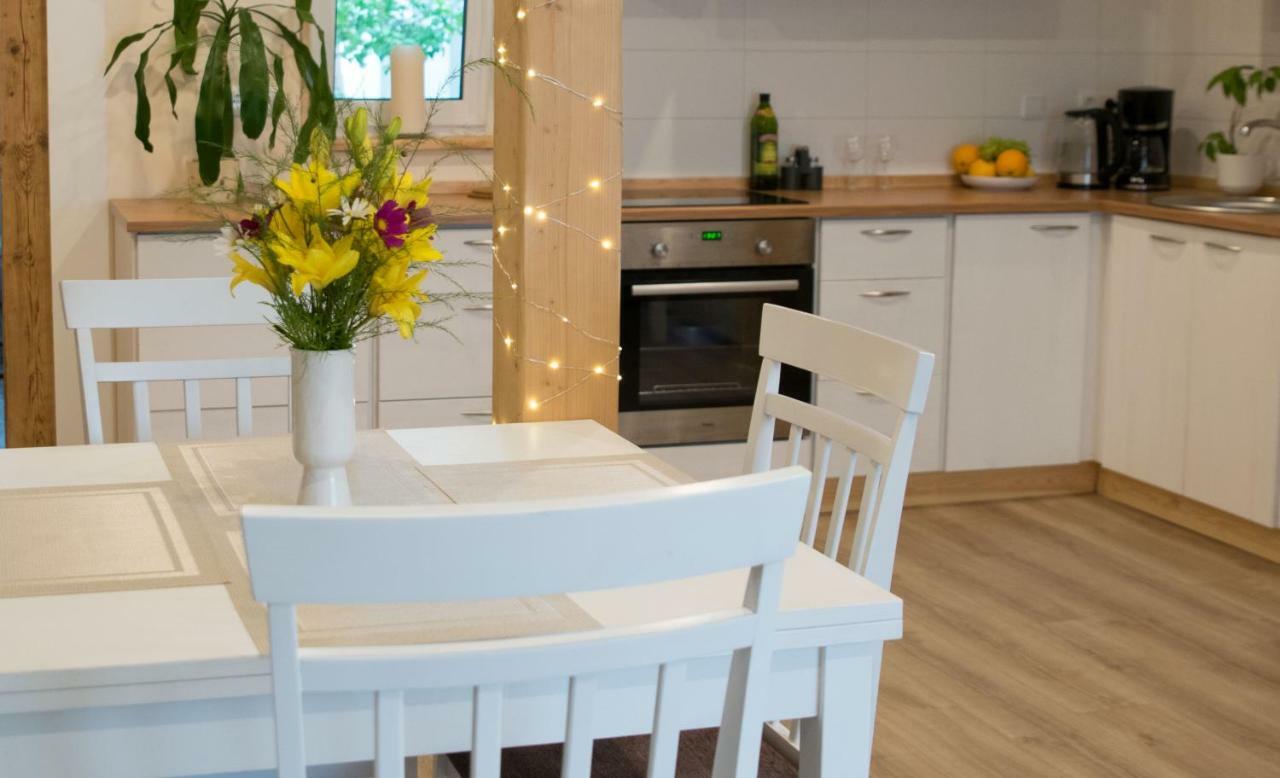 Liisupesa Apartment With Sauna And Garden ปาร์นู ภายนอก รูปภาพ